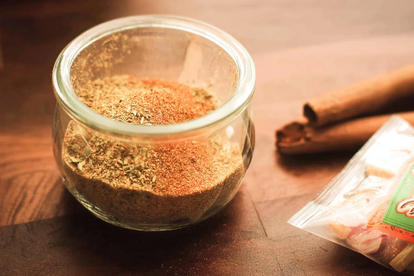 Sazon seasoning blend for enhancing Latin dishes with flavor